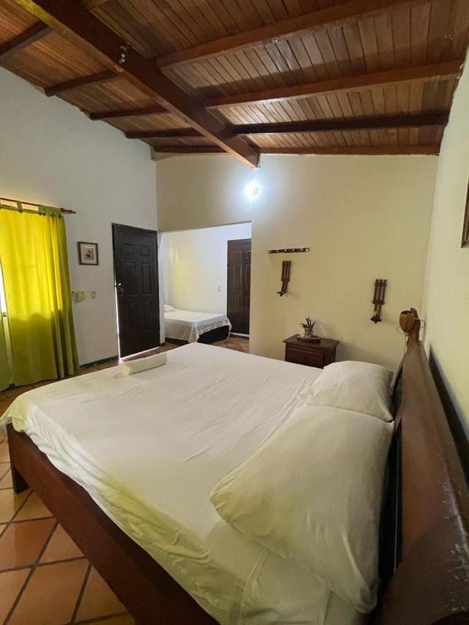 Hotel Candilejas Puerto Berrio Ngoại thất bức ảnh
