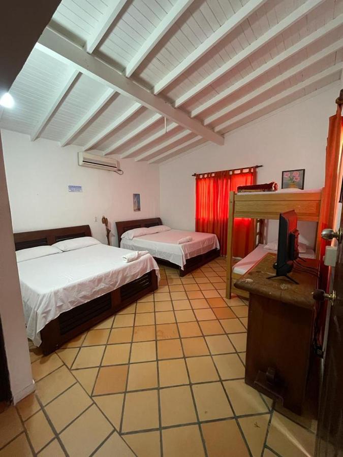 Hotel Candilejas Puerto Berrio Ngoại thất bức ảnh
